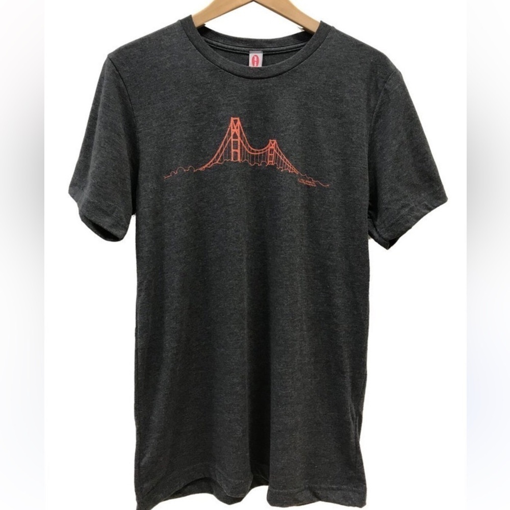 NEW SKOOL Golden Gate Bridge Graphic T-Shirt